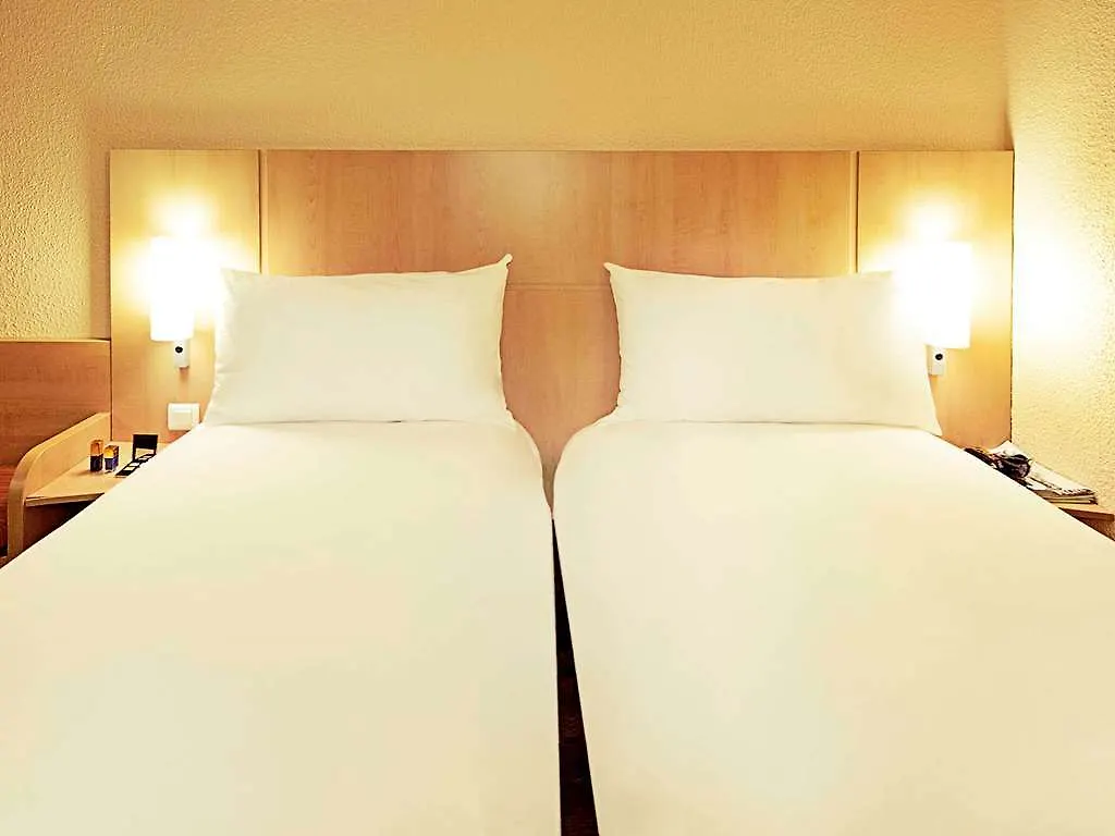Ibis Paris Vaugirard Porte De Versailles France