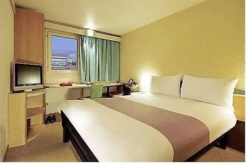 Ibis Paris Vaugirard Porte De Versailles Hotel 3*,  France